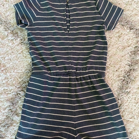 Blue stripe romper - Picture 5 of 5